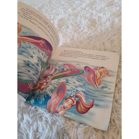 Vintage Sky Dancers Sea Starr's Day at the Beach By Alexandra Reid Story Book - Picture 7 of 7